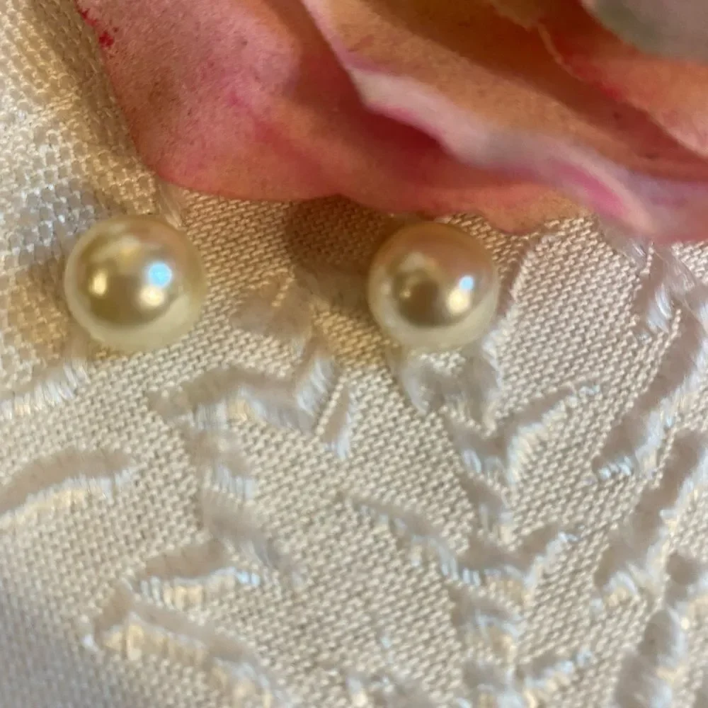 🛍Swarovski Treasure Earrings white Rhodium plated
